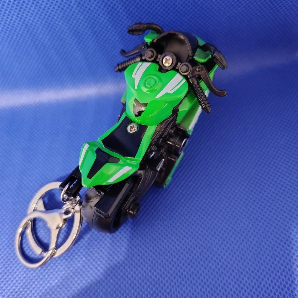 Sakura Speed Pullback Keychain/Bag Charm - Picture 4 of 7